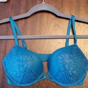 Bombshell plunge VS bra